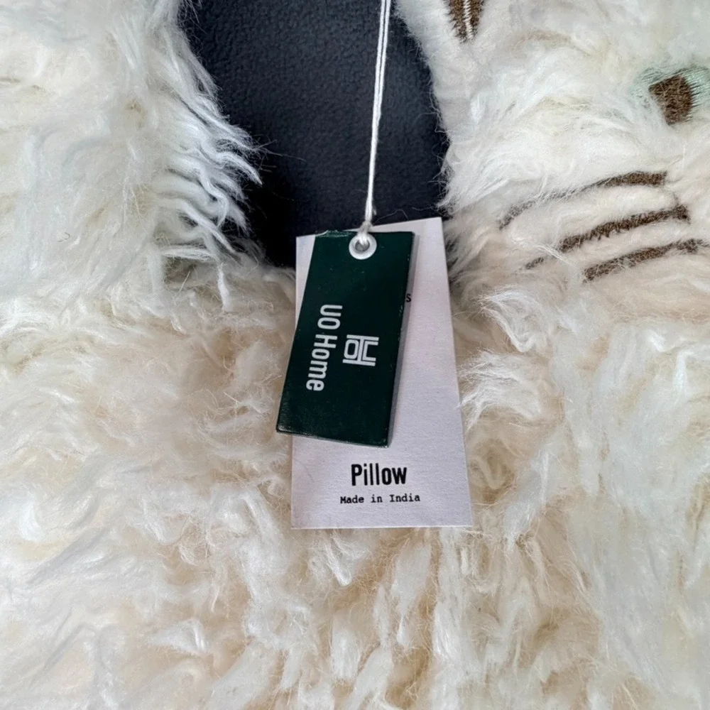 Urban Outfitters UO Home Furry Cat Pillow White Shag Plush Throw NWT